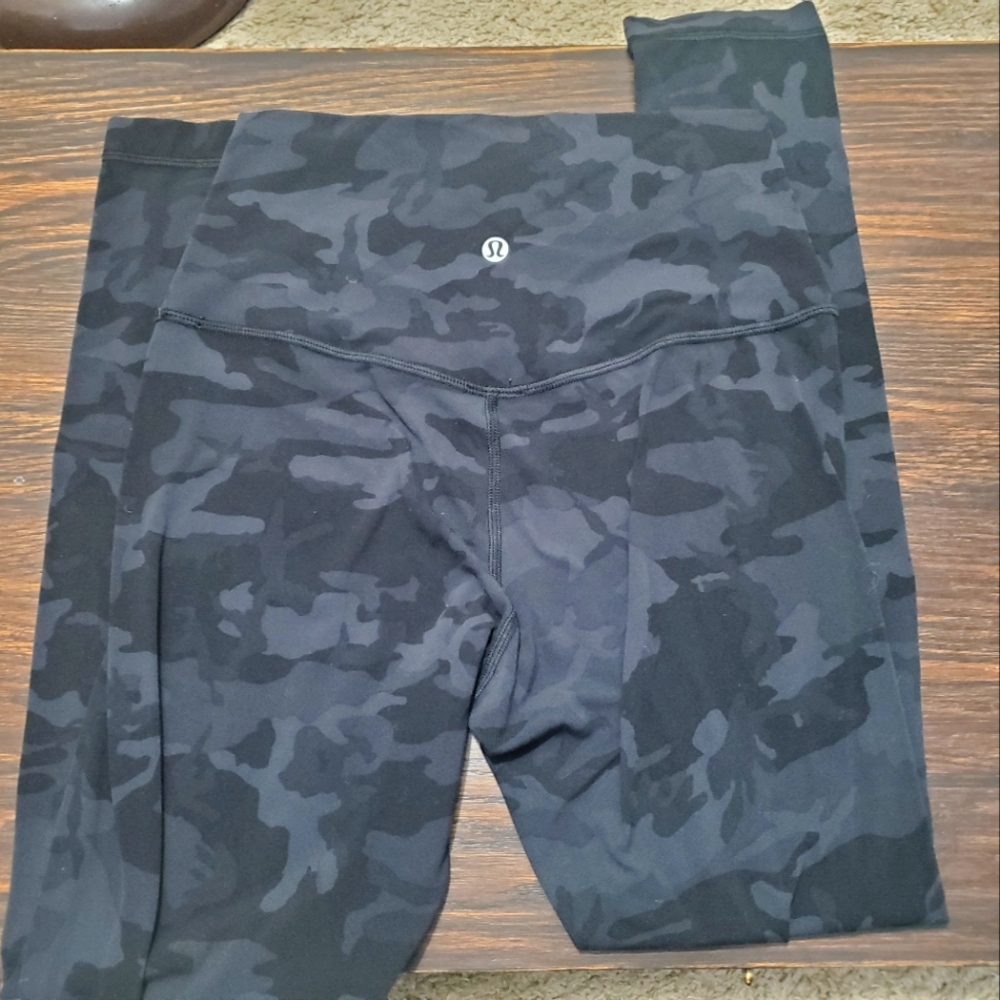 Lululemon align Black camo legging